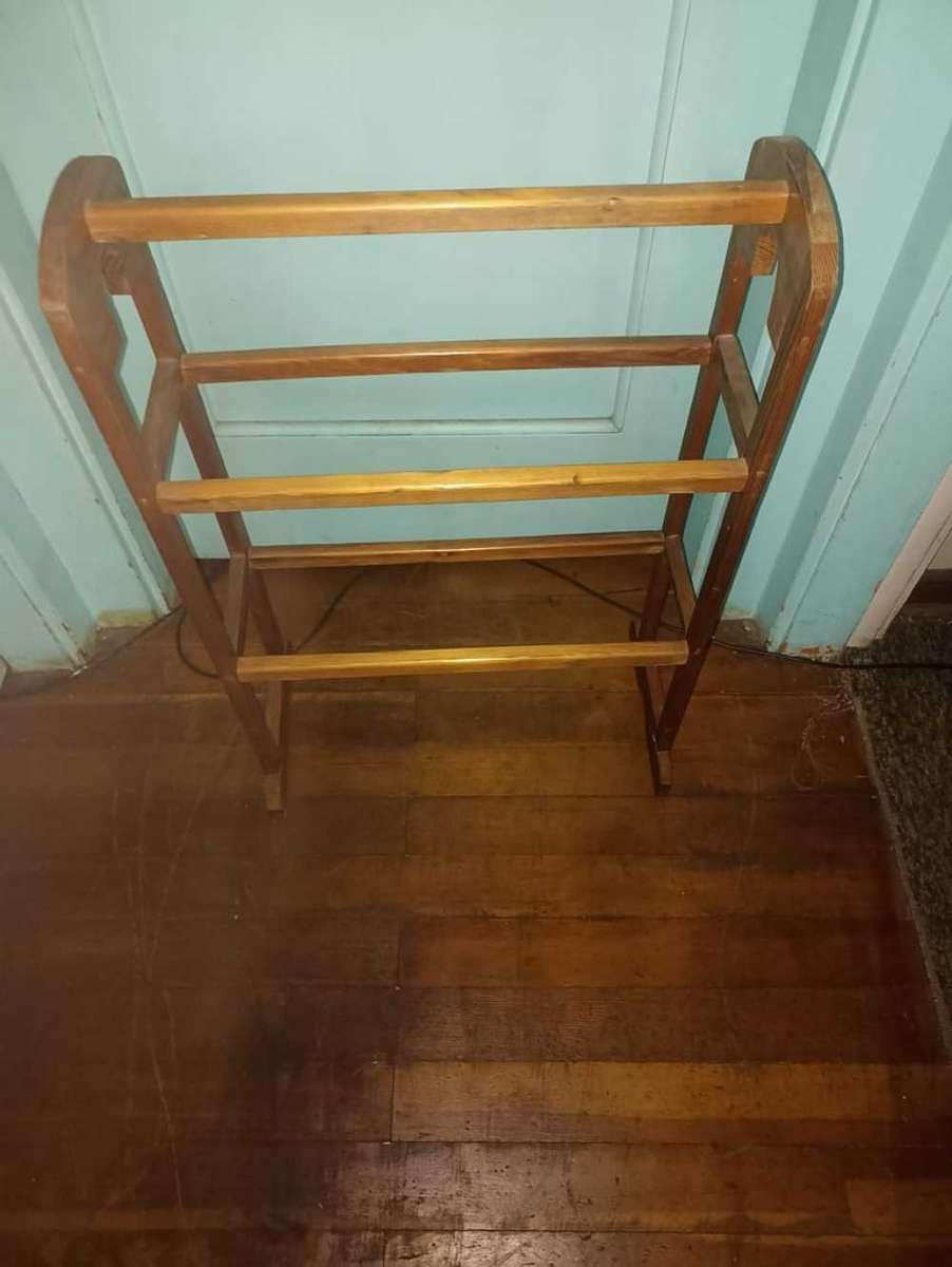 Oregon pine wooden Towel Rack