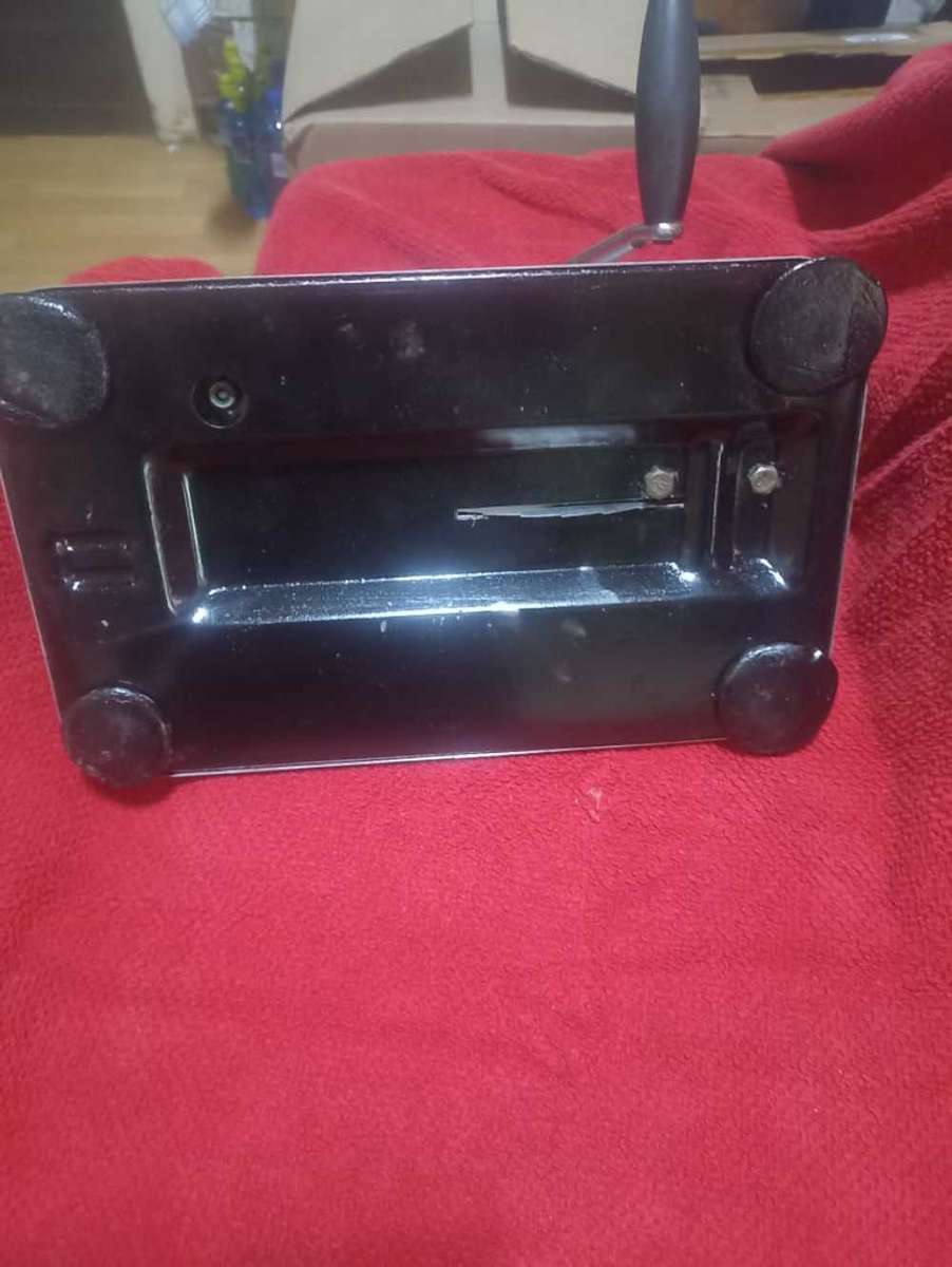 Pineware bread Slicer