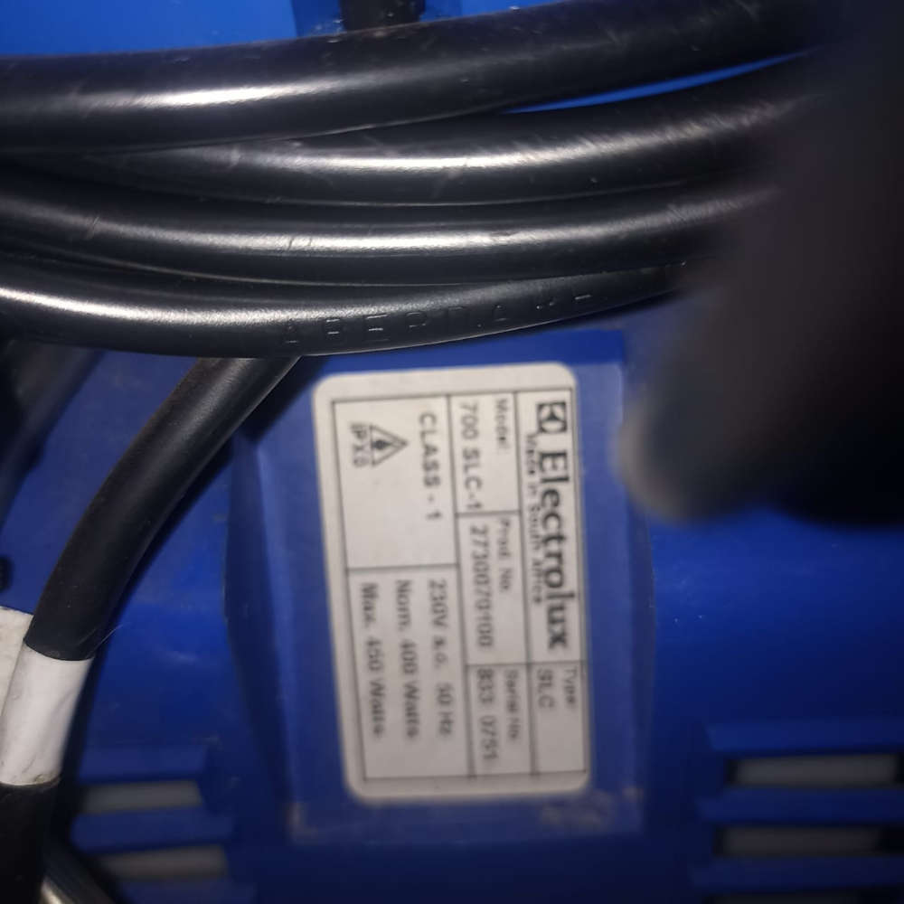 Nimbus Electrolux 7 in 1 carpet shampooer