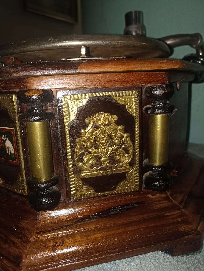 8 Square Scarce his Mastervoice Grampohone Vintage