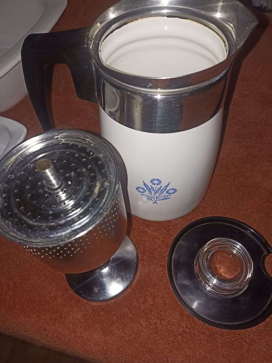 WOW 25 PIECE CORNING WARE VINTAGE SET