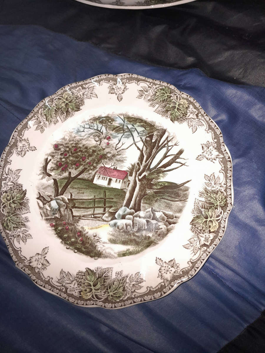 Johnson brothers plates decorative made in England.