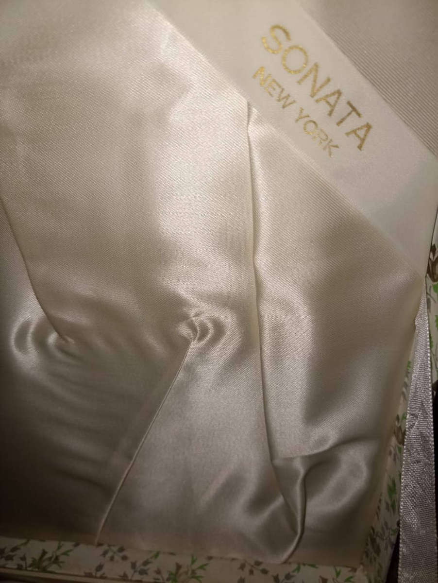 Sonata dressing set made in New York  Usa