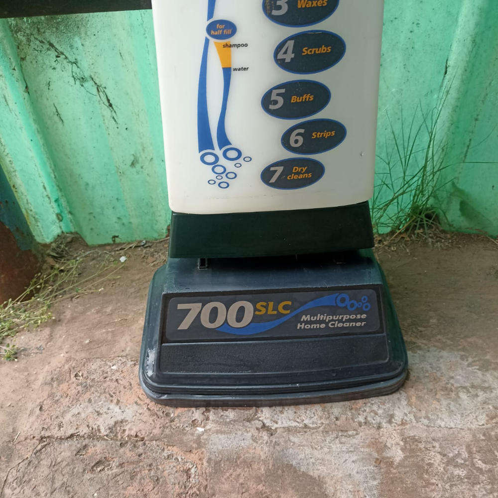 Electrolux 7 in 1 Carpet shampooer