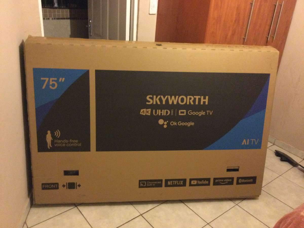 SKYWORTH  4K UHD 75 INCH ANDROID SMART TV WITH CRACKED SCREEN , OWN COLLECTION ONLY