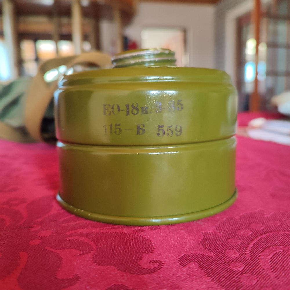 RUSSIAN SOVIET GAS MASK PMG