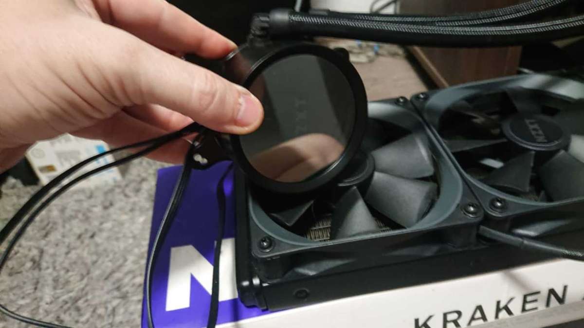 Cpu water cooler nzxt kraken x73