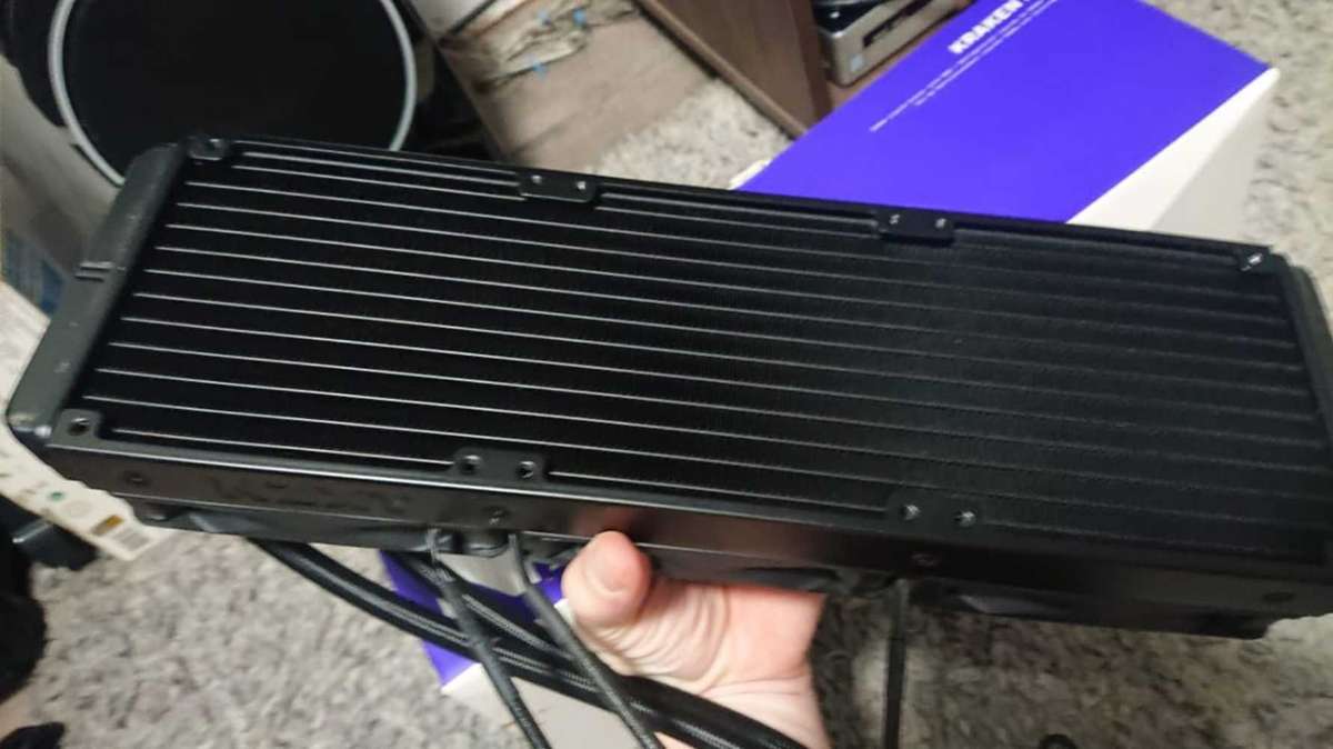 Cpu water cooler nzxt kraken x73