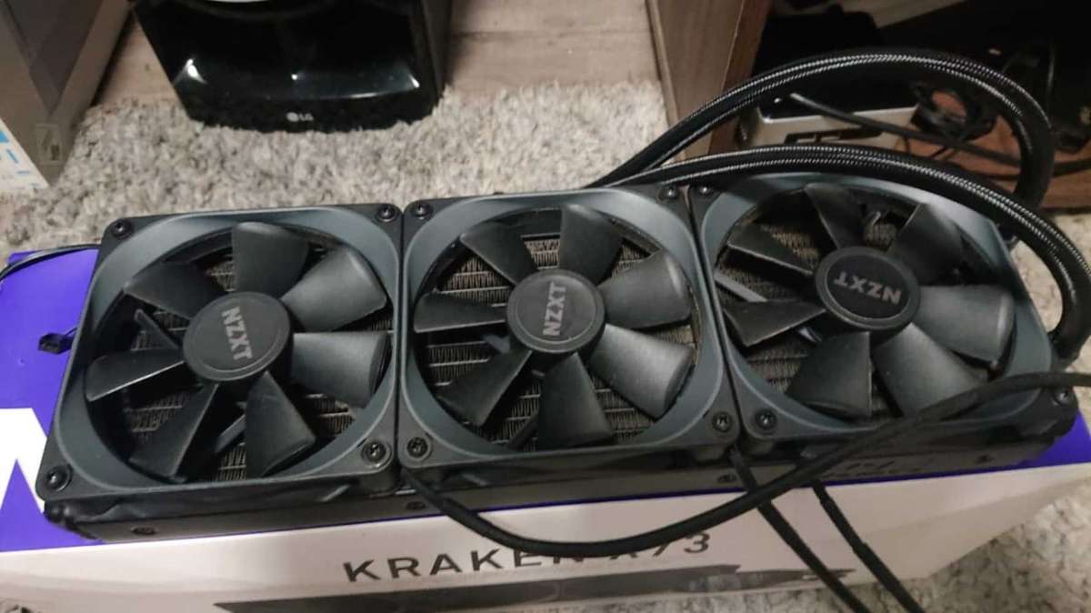 Cpu water cooler nzxt kraken x73