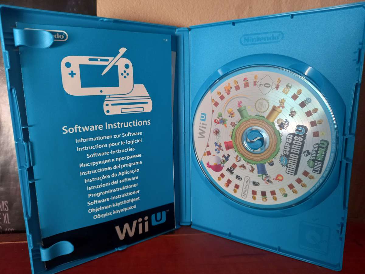 New Super Mario Bros.U + New Super Luigi U