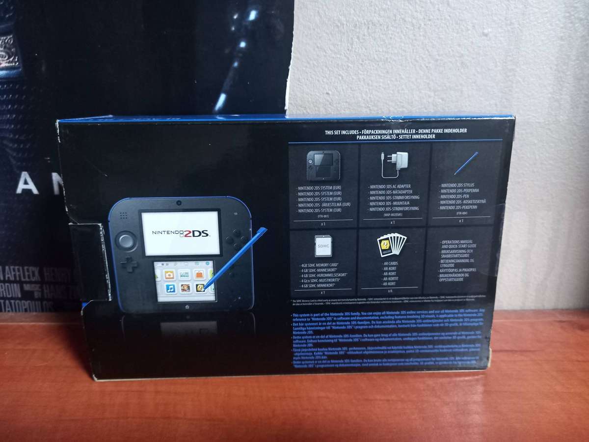 Nintendo 2DS Console
