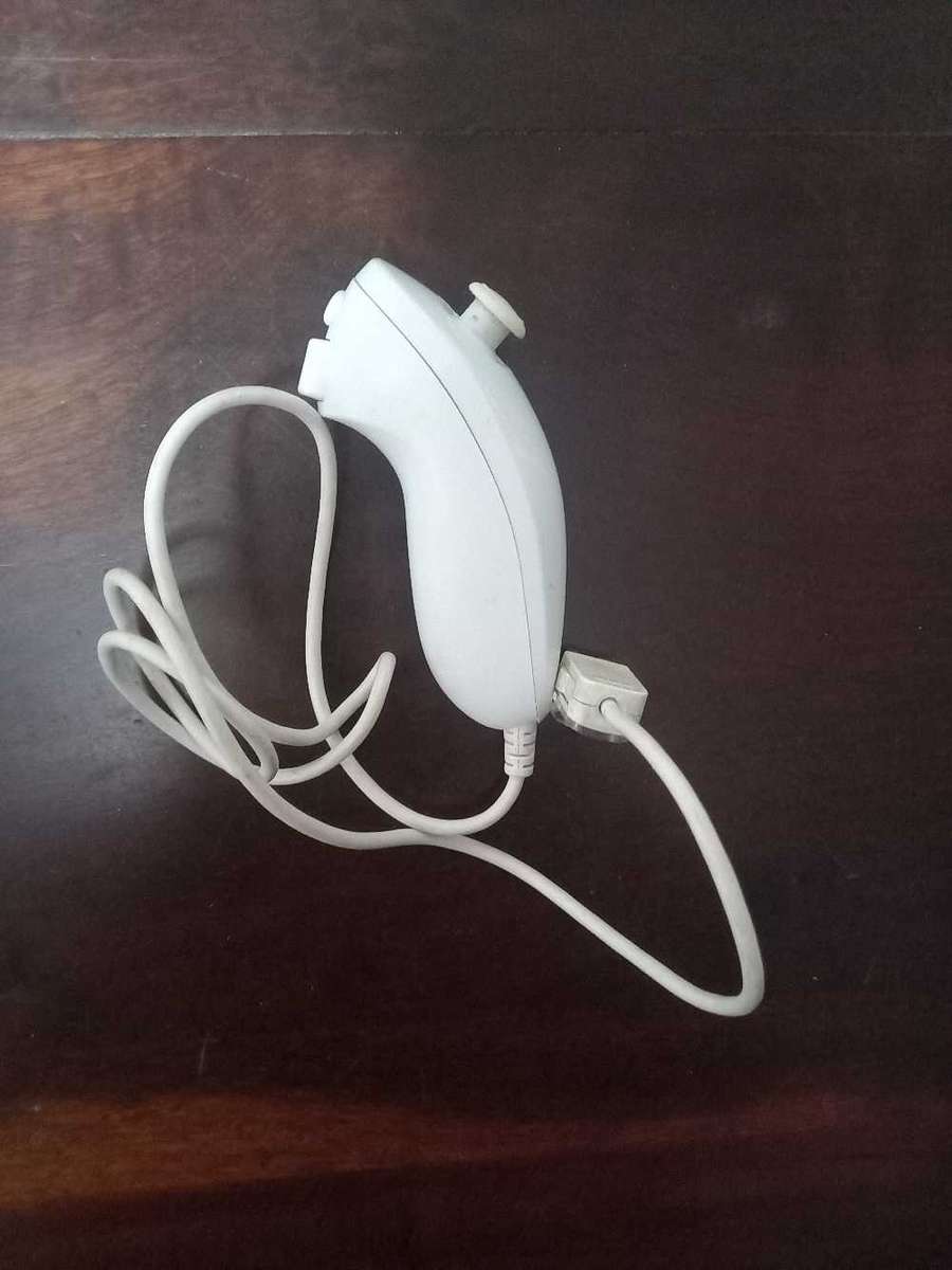 Nintendo Wii Remote And Nunchuck Bundle