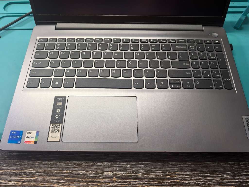 LATE ENTRY-LENOVO IDEAPAD 3*i5-1135G7*8GB DDR4*256GB SSD*1TB HDD-FHD*IRIS GRAPHICS*