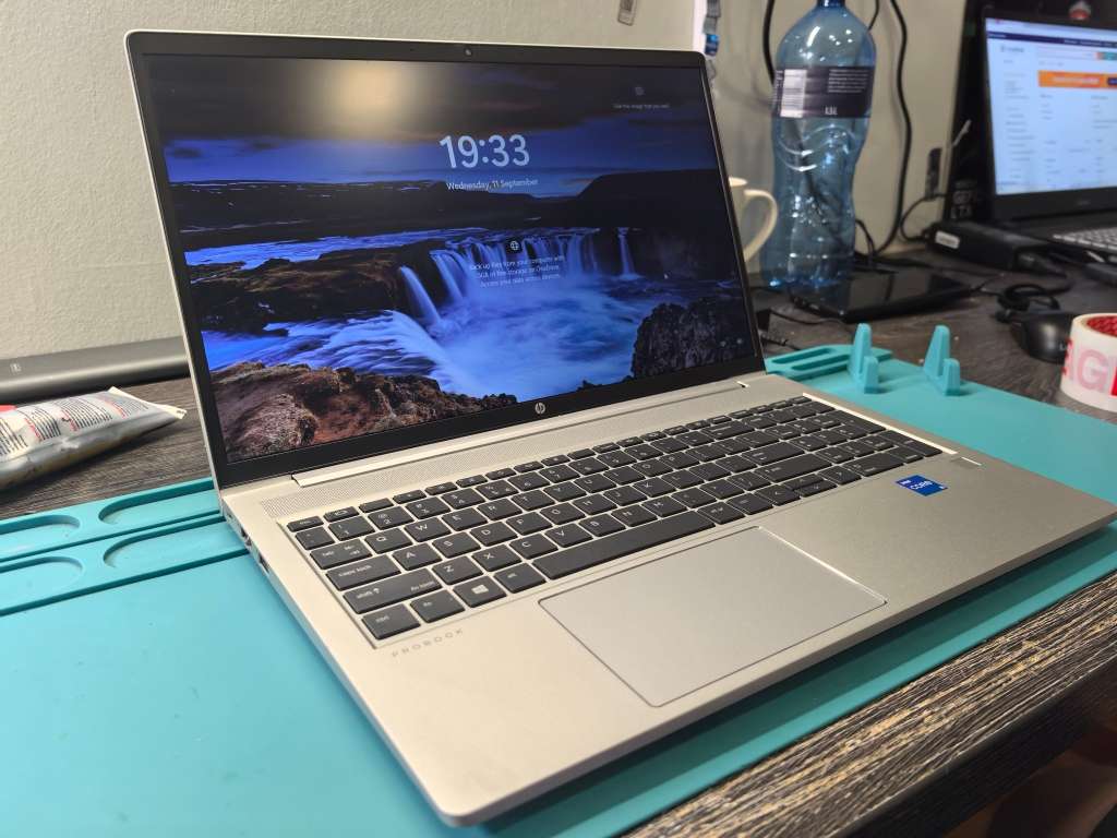11TH GEN-HP PROBOOK 450 G8*i5-1135G7*8GB DDR4*256GB SSD*HD*