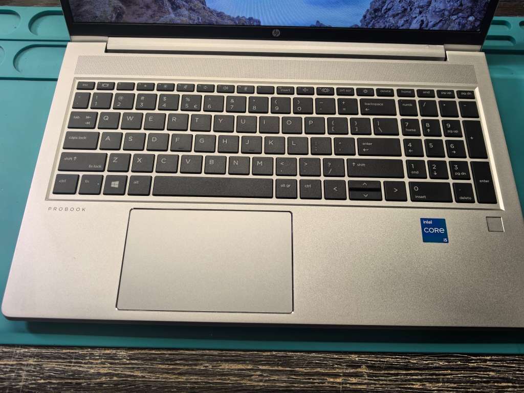 11TH GEN-HP PROBOOK 450 G8*i5-1135G7*8GB DDR4*256GB SSD*HD*
