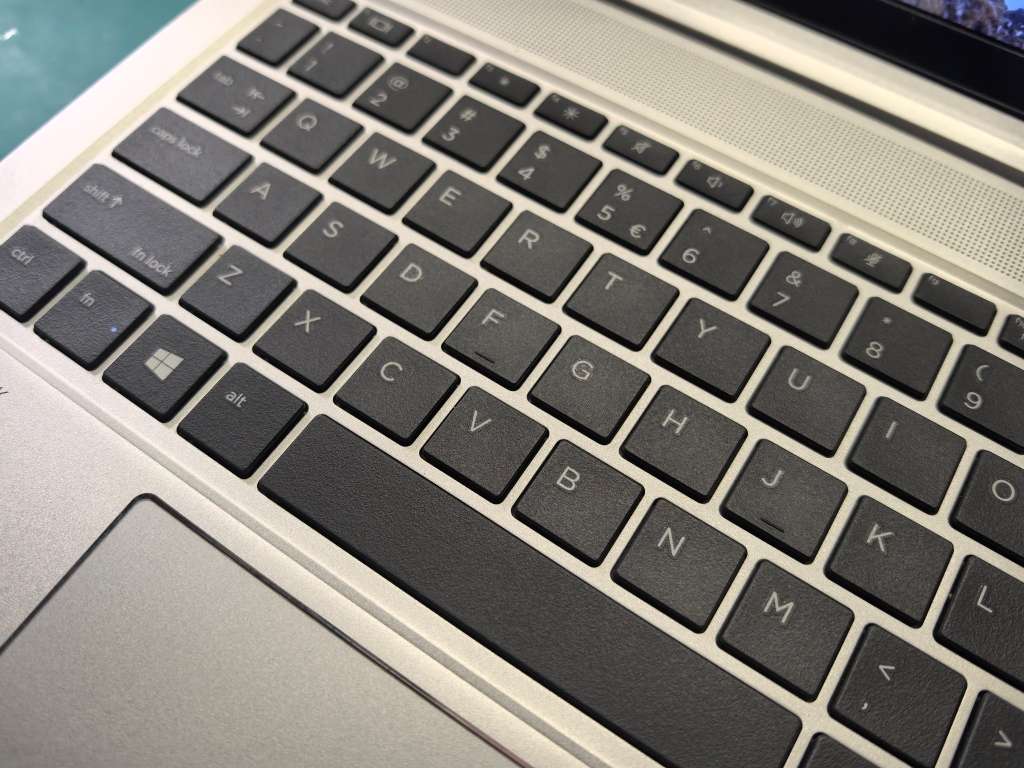 11TH GEN-HP PROBOOK 450 G8*i5-1135G7*8GB DDR4*256GB SSD*HD*