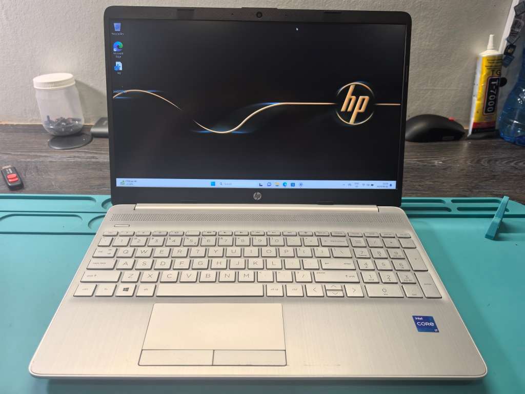 11TH GEN i7*HP NOTEBOOK 15*i7-1165G7-8GB DDR4-1000GB SSD-FHD-BACKLIT-XE GRAPHICS