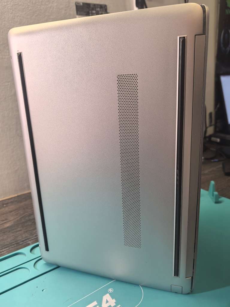 11TH GEN i7*HP NOTEBOOK 15*i7-1165G7-8GB DDR4-1000GB SSD-FHD-BACKLIT-XE GRAPHICS