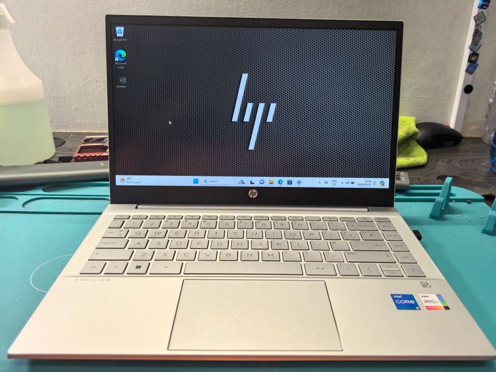 12TH GEN i5-TOUCSCREEN-HP PAVILION 14*I5-1235u-8GB-512GB SSD-FHD TOUCH