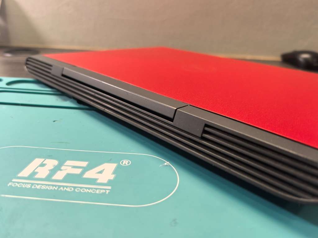 DELL GAMING 7577-i7-7700HQ-16GB-512GB SSD-1000GB HDD-IPS FHD-GTX1050ti-FHD