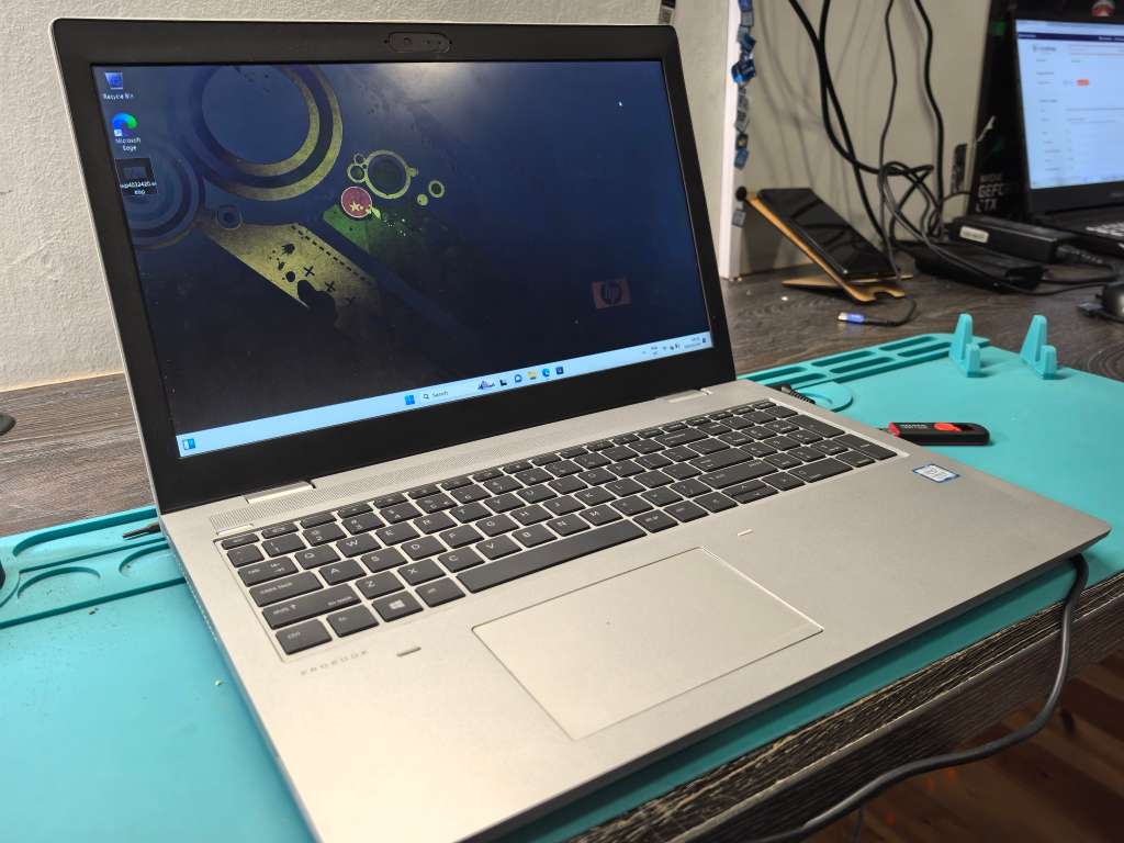 HP PROBOOK 650 G5-i5-8250U-12GB DDR4-SAMSUNG EVO 500GB NVME SSD-4G LTE-FHD