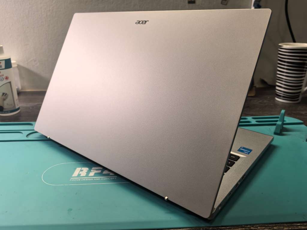 14TH GEN i3-ACER ASPIRE 3*i3-N305-8GB DDR5-512GB NVME-FULL HD-OCTA CORE-UHD GRAPHICS