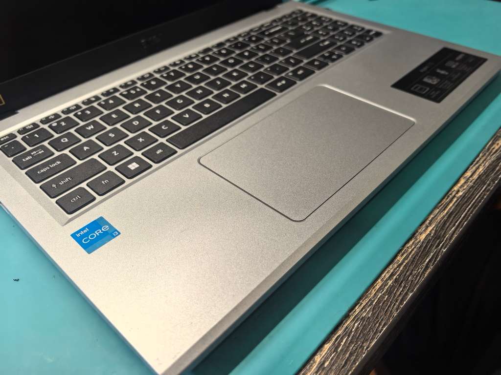 14TH GEN i3-ACER ASPIRE 3*i3-N305-8GB DDR5-512GB NVME-FULL HD-OCTA CORE-UHD GRAPHICS