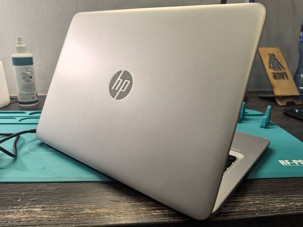 *HP ELITEBOOK 840 G3*i5-6300U*8GB DDR4*256GB SSD*FHD*BACKLIT