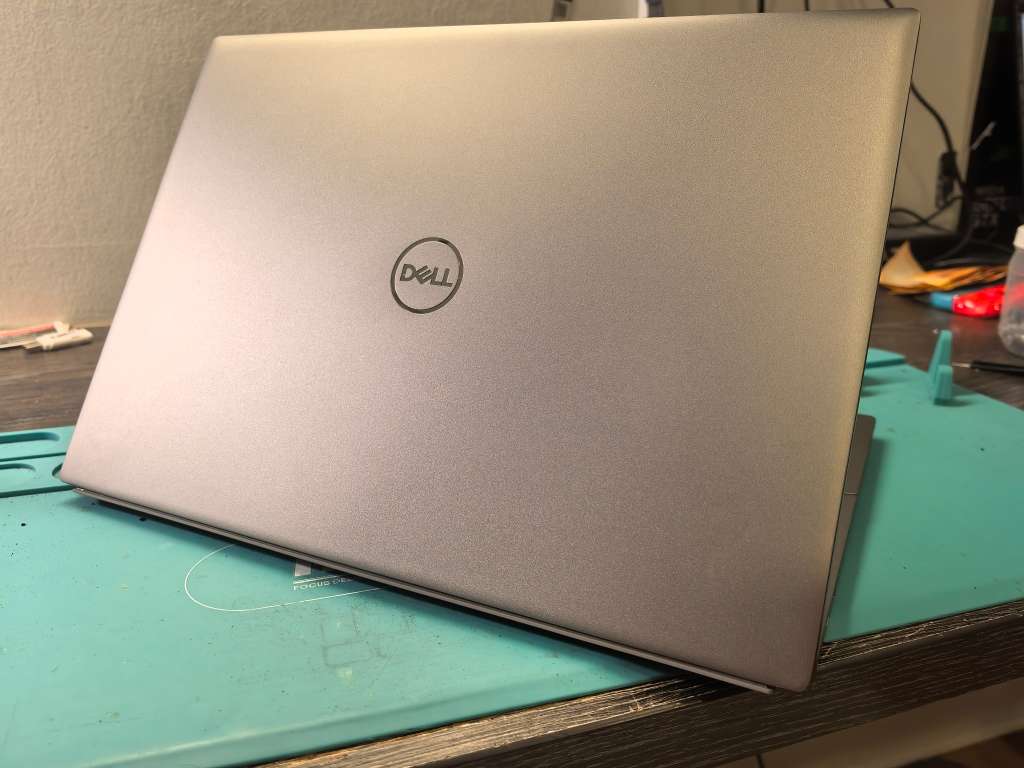 12TH GEN i5-DELL VOSTRO 5620-i5-1240P-16GB RAM-2TB SSD-FHD+*XE GRAPHICS