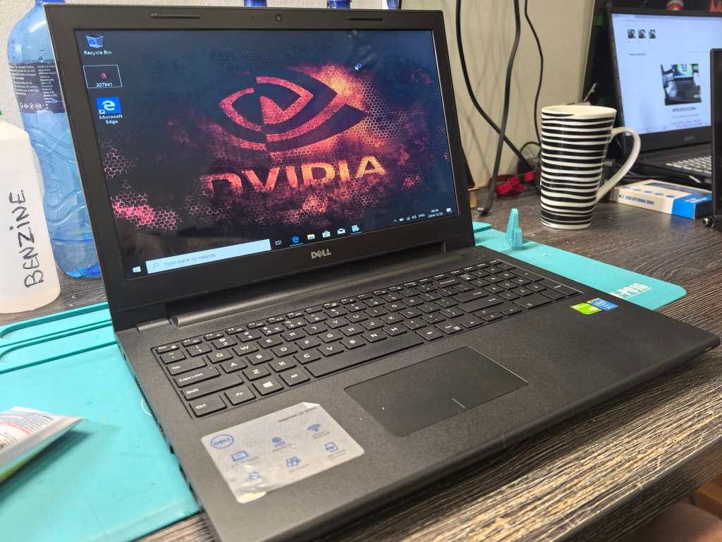 NVIDIA Graphics Dell Inspiron 15 3542 i7-4510u NVIDIA GeForce 840M 256GB SSD 8GB RAM