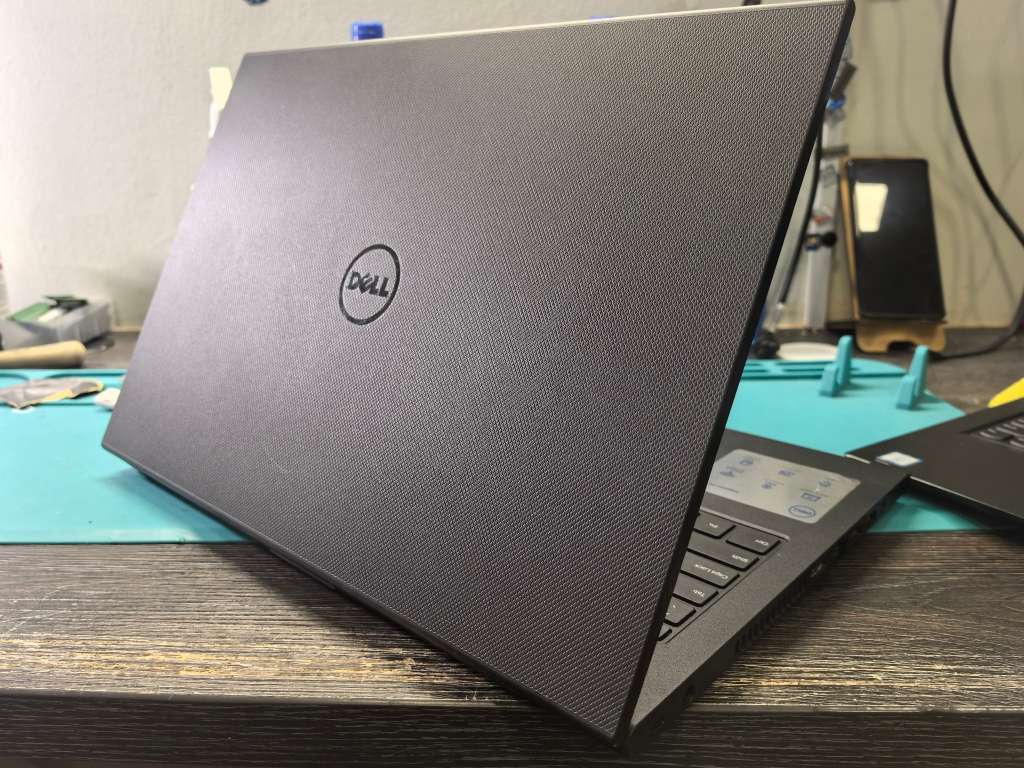 NVIDIA Graphics Dell Inspiron 15 3542 i7-4510u NVIDIA GeForce 840M 256GB SSD 8GB RAM