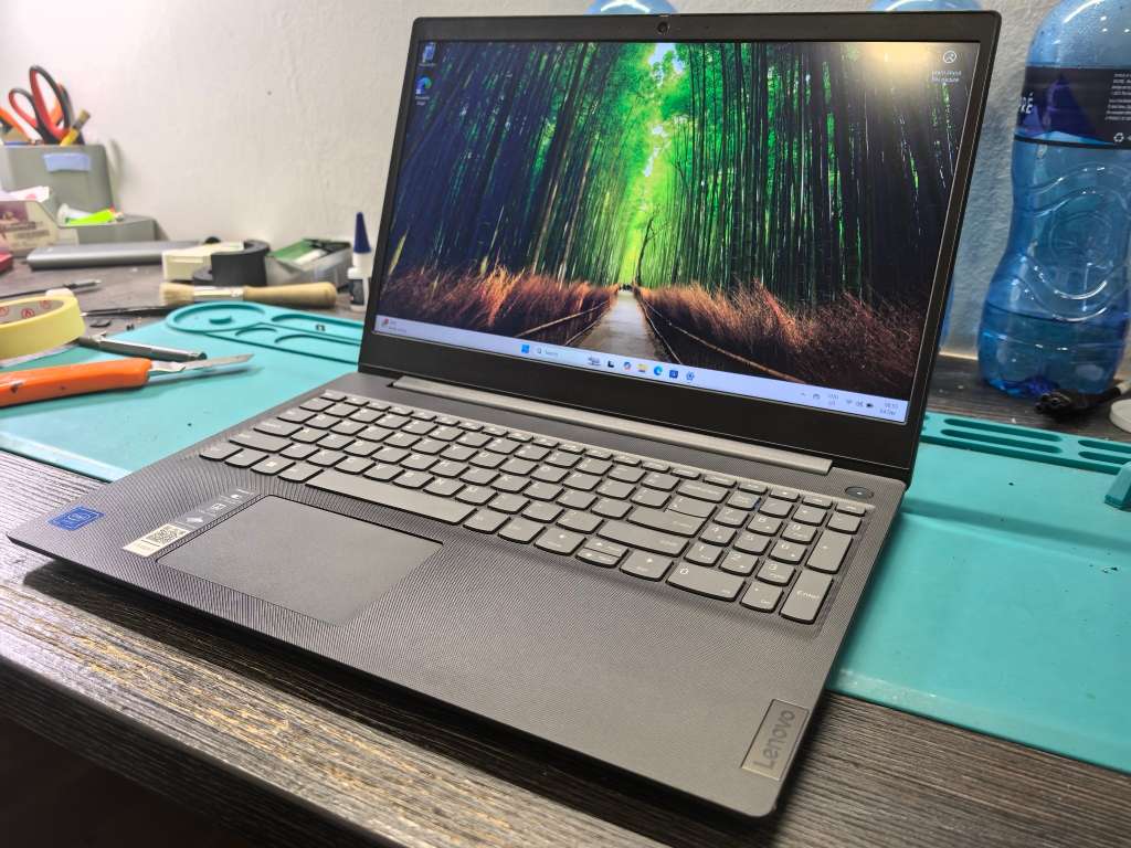 LENOVO IDEAPAD 3-9TH GEN-N4020-8GB DDR4-SAMSUNG 256GB SSD-FHD