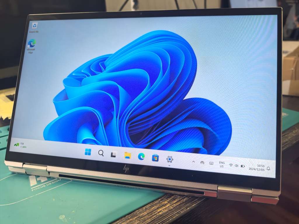 AS NEW!*HP ELITEBOOK X360 1030g8*i5-1145G7-TOUCHSCREEN-16GB RAM-256GB SSD-FHD IPS