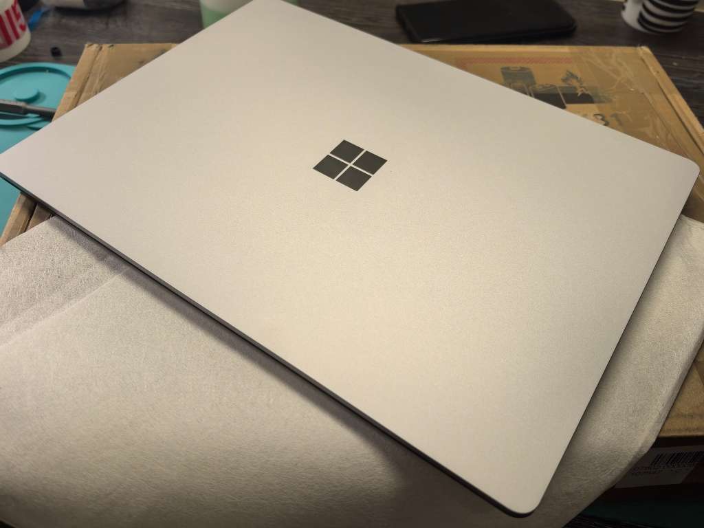 Microsoft Surface Laptop 3 - i7-1065G7 - 16GB RAM - 512GB SSD - 3K Display - Touchscreen