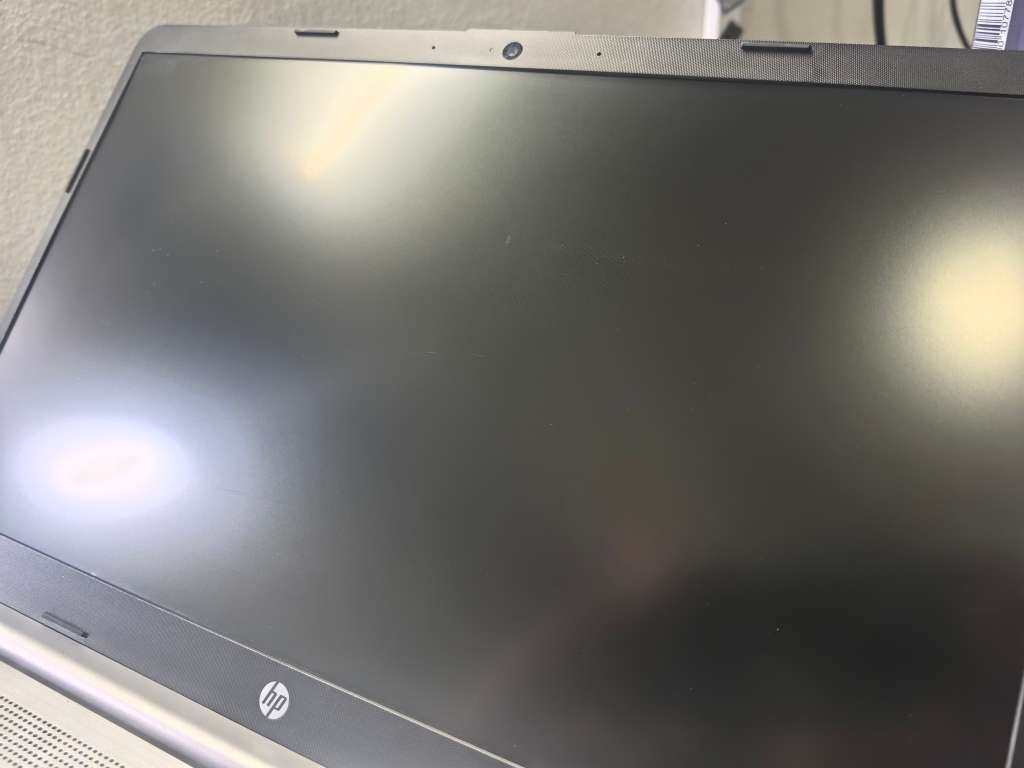 10TH GEN-HP 250 G8*i3-10110u-8GB DDR4-512GB NVME SSD-HD