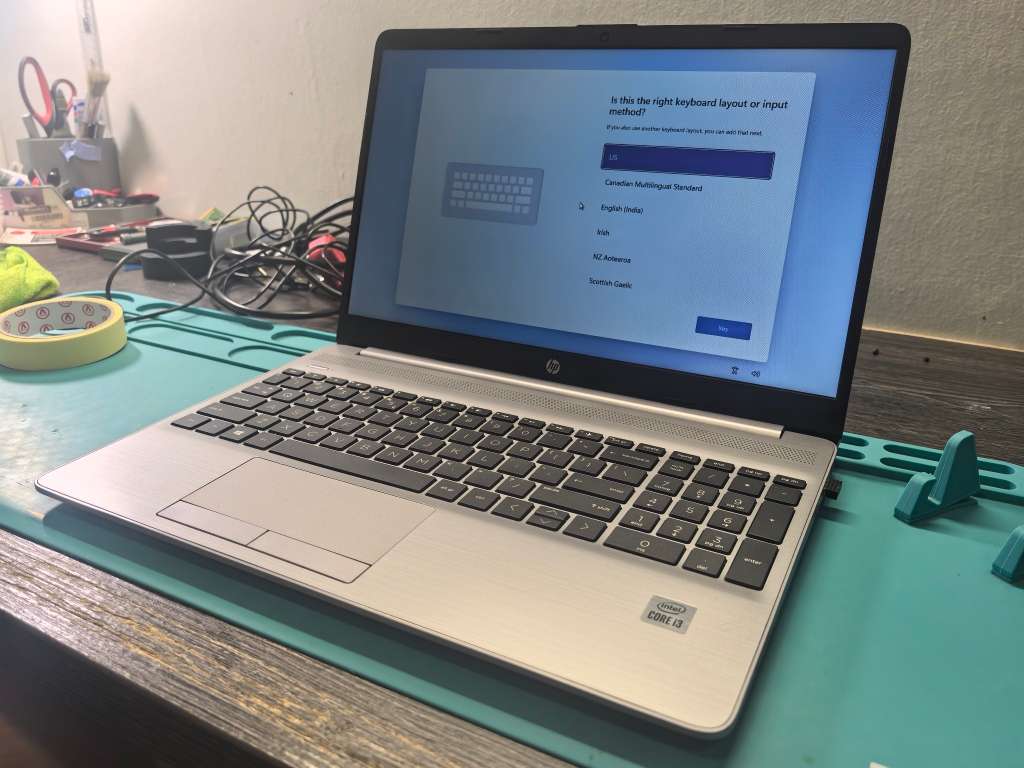 10TH GEN-HP 250 G8*i3-10110u-8GB DDR4-512GB NVME SSD-HD
