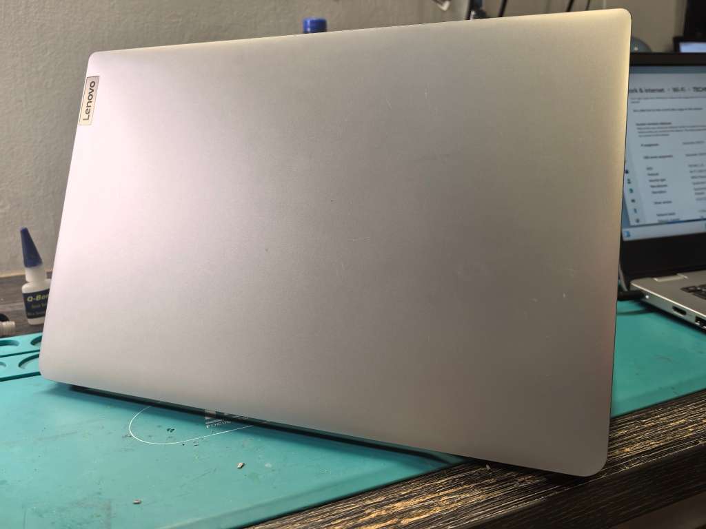 Lenovo Ideapad 1-N4020 Celeron-4GB DDR4-256GB NVMe SSD-UHD Graphics-FHD