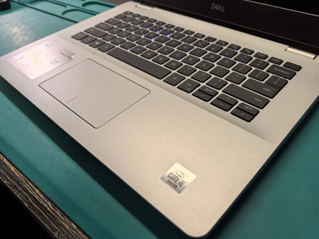 QUAD CORE i5-DELL INSPIRON 5510-i5-1035G1-8GB DDR4*256GB SSD*FHD