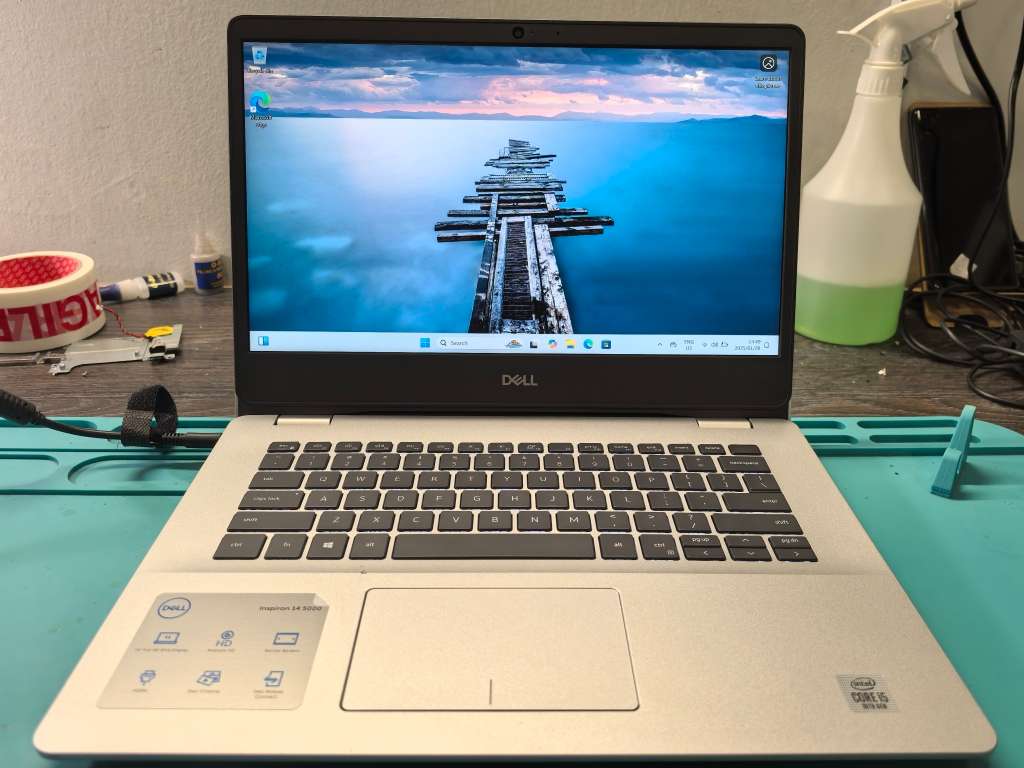 QUAD CORE i5-DELL INSPIRON 5510-i5-1035G1-8GB DDR4*256GB SSD*FHD