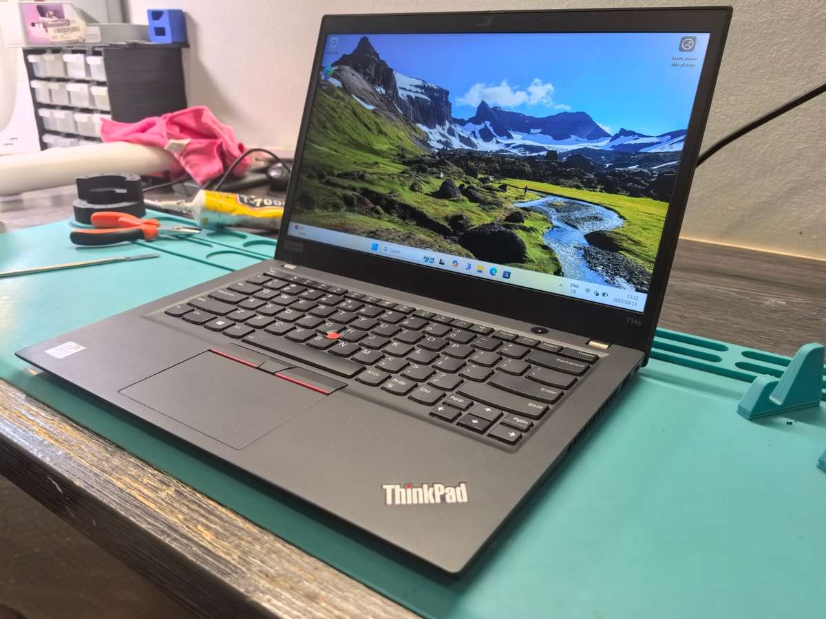 QUAD CORE i7-LENOVO THINKPAD T14S*i7-10610U*16GB DDR4*FHD*256GB SSD
