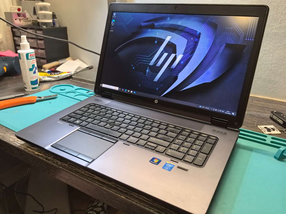 Late Entry-8GB NVIDIA K5000M-HP ZBook 17 G2-i7-4810MQ*16GB*256GB SSD*FHD*NVIDIA Quadro K5100M 8GB