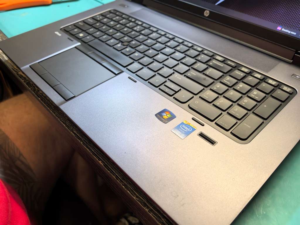 Late Entry-8GB NVIDIA K5000M-HP ZBook 17 G2-i7-4810MQ*16GB*256GB SSD*FHD*NVIDIA Quadro K5100M 8GB