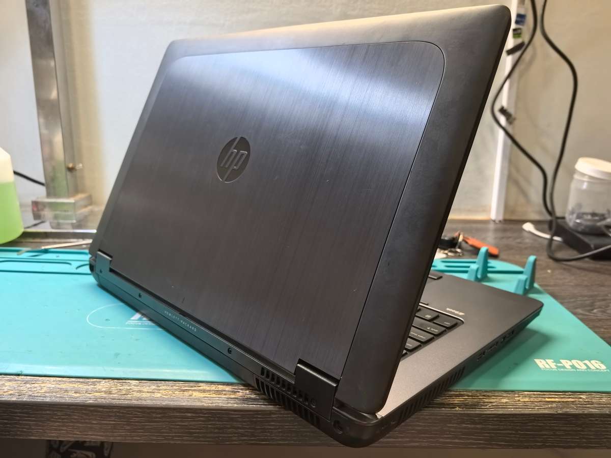 Late Entry-8GB NVIDIA K5000M-HP ZBook 17 G2-i7-4810MQ*16GB*256GB SSD*FHD*NVIDIA Quadro K5100M 8GB