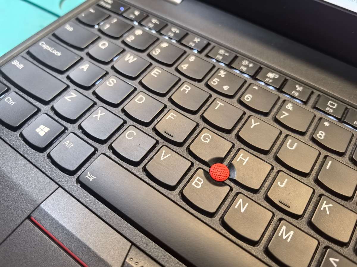 11th Gen i7-Lenovo ThinkPad L15-i7-1165G7-16GB DDR4-1000GB SSD