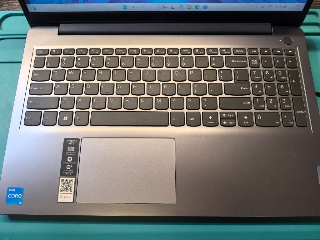 11TH GEN-LENOVO IDEAPAD 3*i3-1115G4*8GB DDR4*512GB SSD*FULL HD*G4 GRAPHICS*
