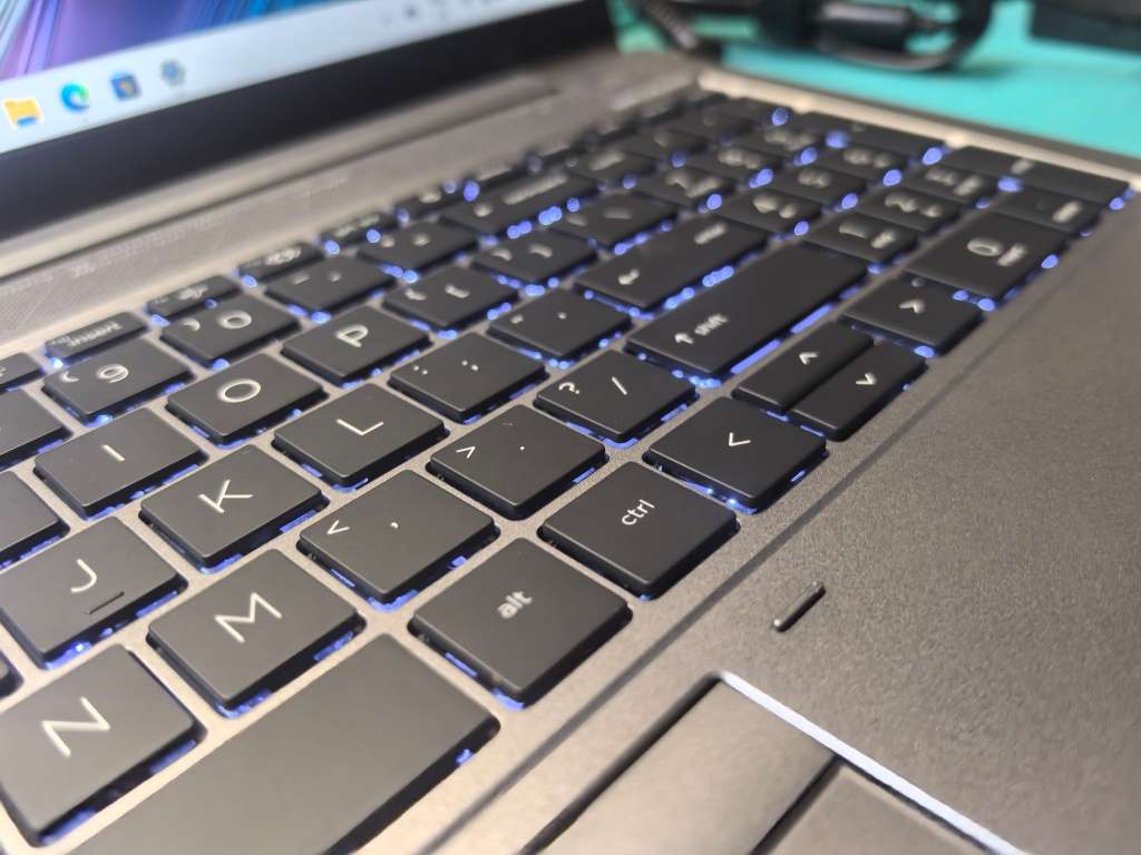 HP ZBook Firefly 15 G7 with i7-10810U, 16GB DDR4, 512GB SSD, FHD