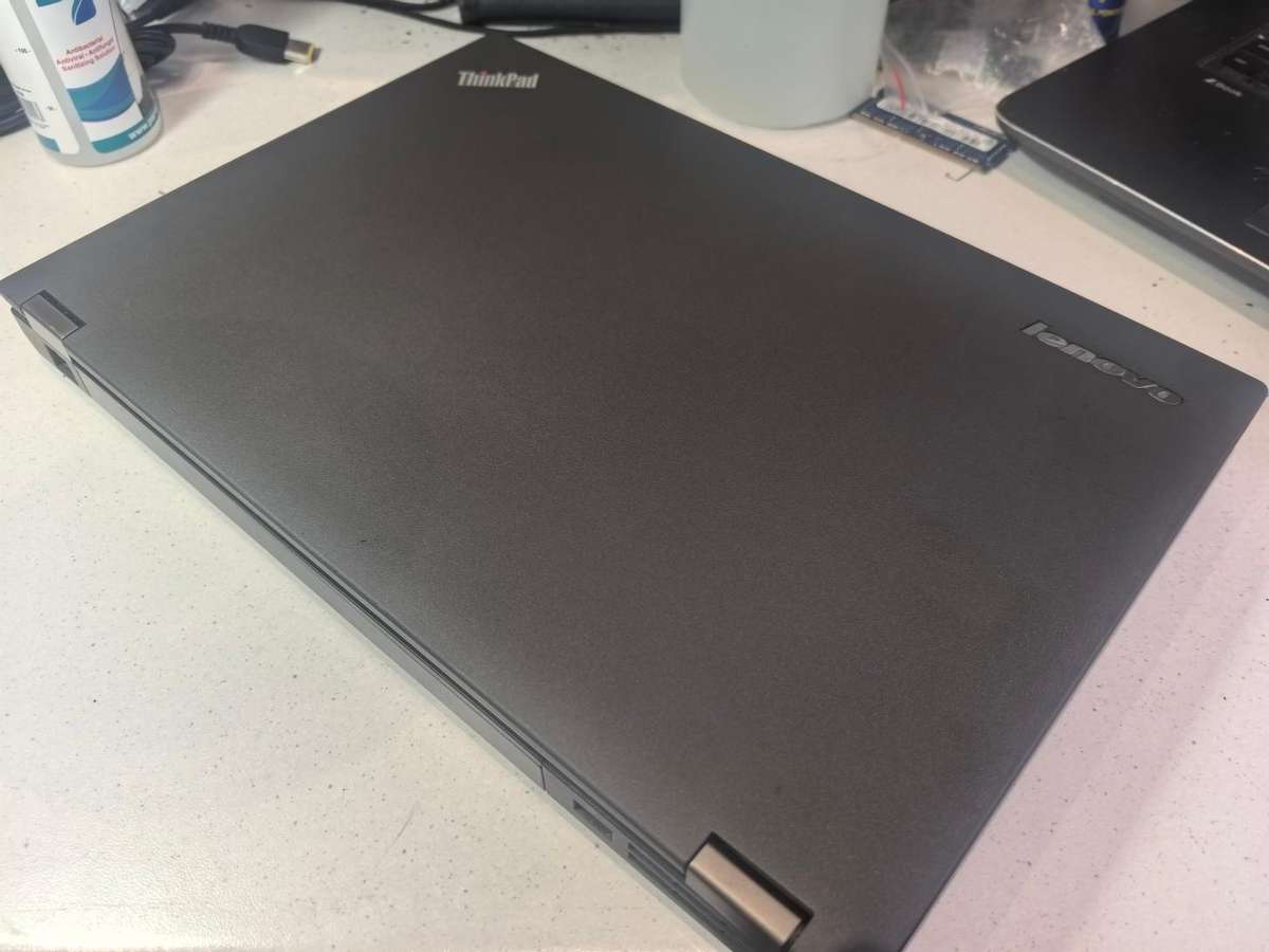 HIGH SPEC!*LENOVO THINKPAD T440P*i5-4300M*6GB RAM*256GB SSD*HD+DISPLAY