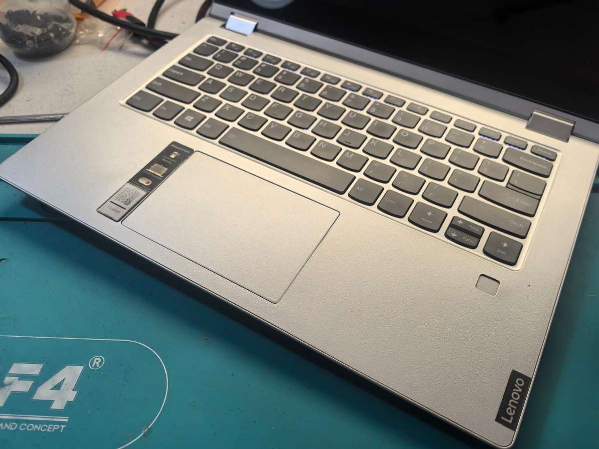 Quad Core i7 10th Gen Lenovo C340 Touchscreen Laptop 8GB RAM 256GB NVMe SSD FHD