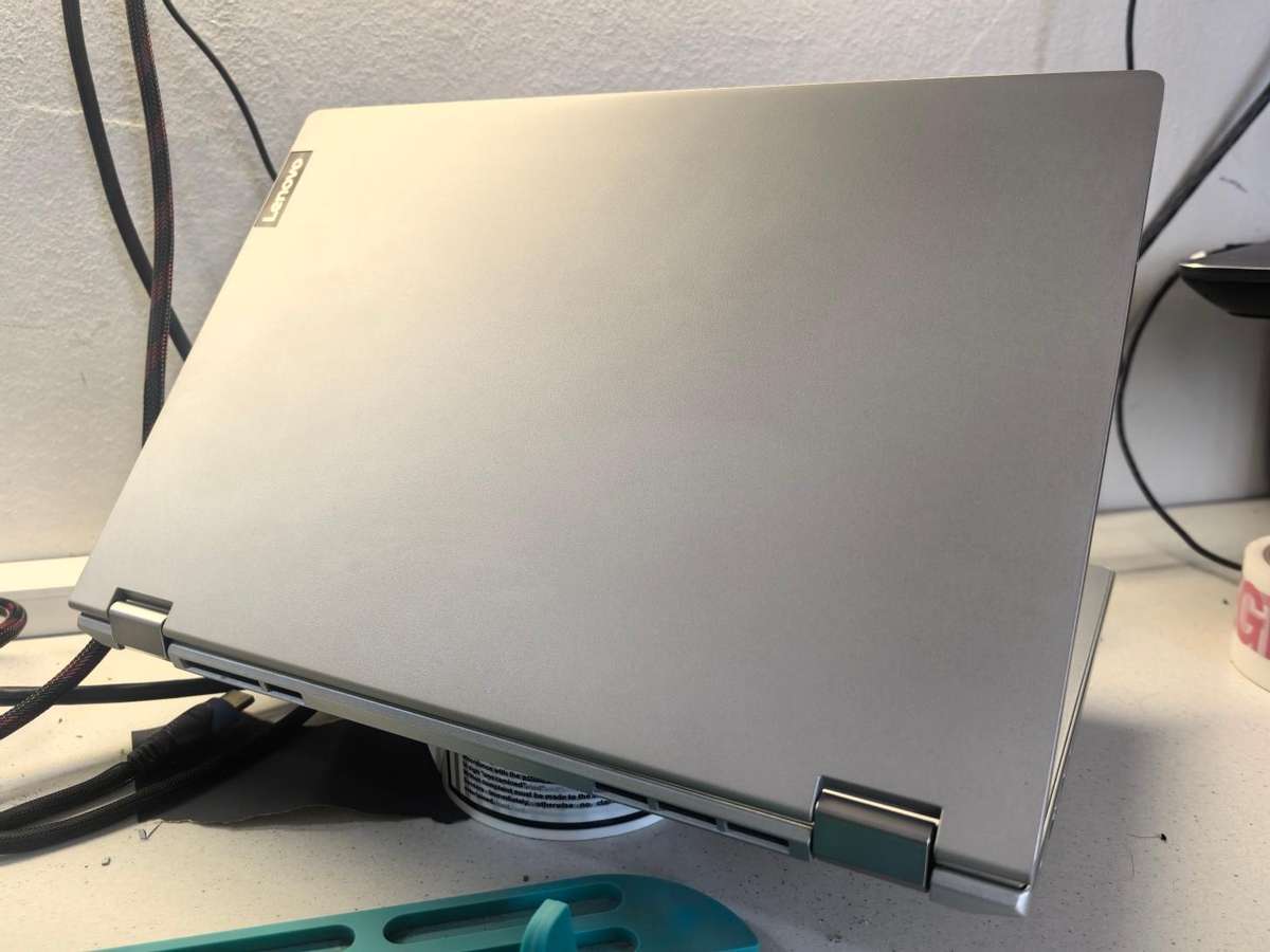 Quad Core i7 10th Gen Lenovo C340 Touchscreen Laptop 8GB RAM 256GB NVMe SSD FHD