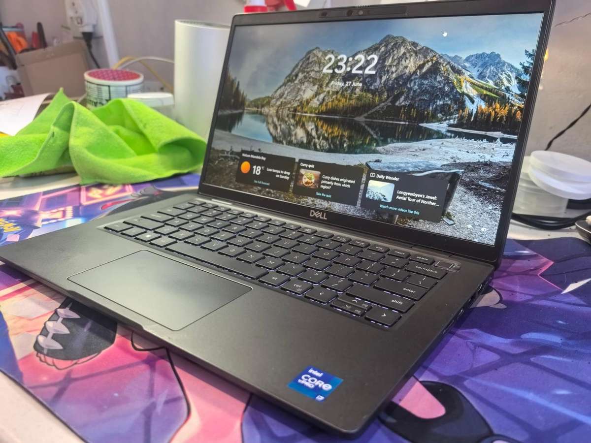 Carbon Ultrabook-Dell Latitude 7320-i7-1185G7-16GB-512GB SSD-FHD-Backlit